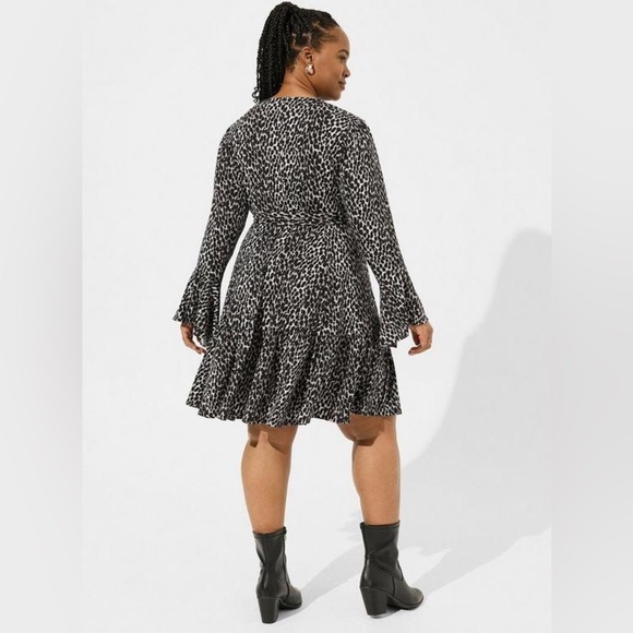 Torrid Mini Studio Knit Tiered Dress Animal Print Cheetah Size 3x NWT - Picture 3 of 6